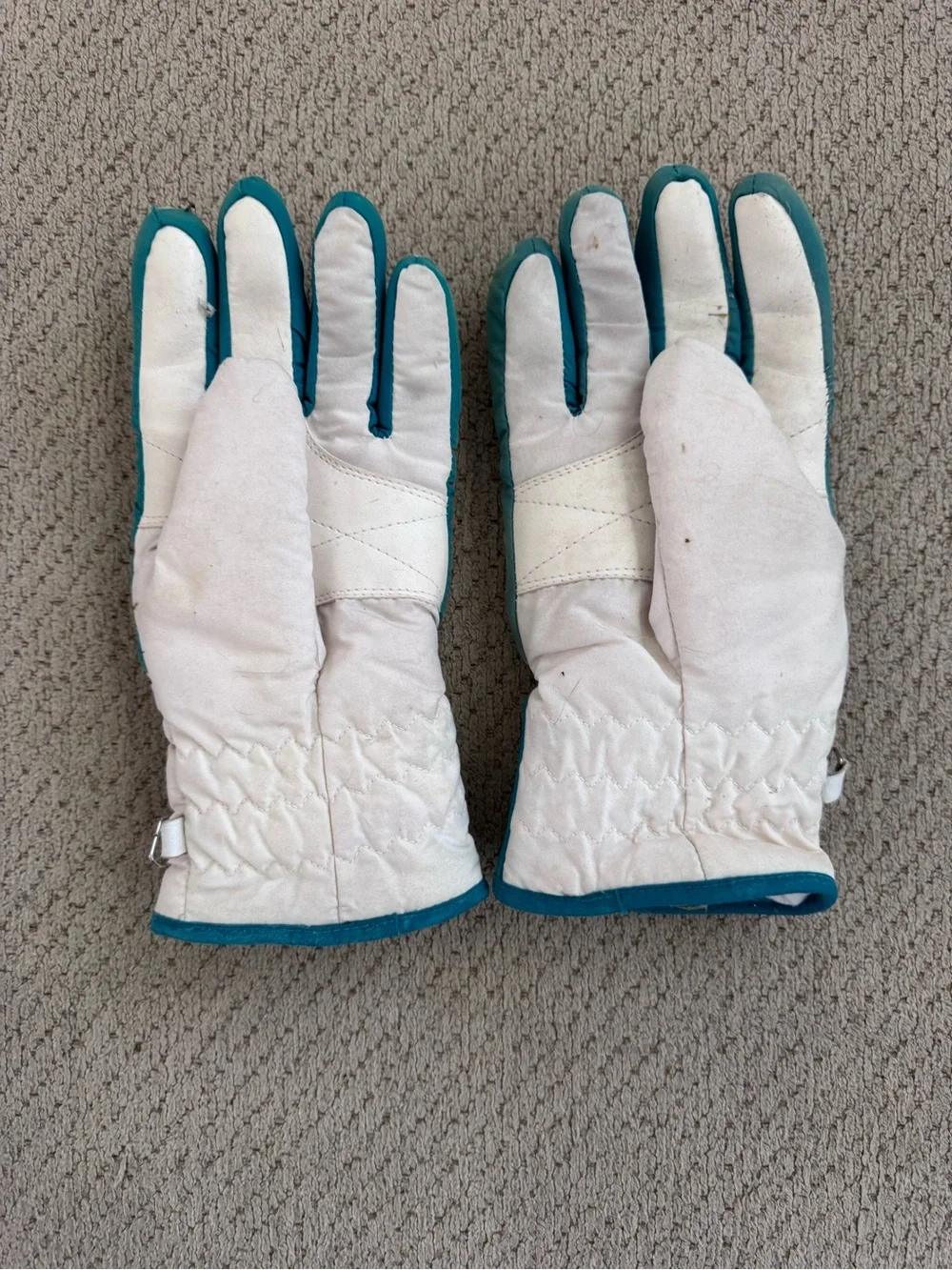 Vintage Rossignol Ski Gloves